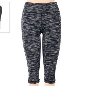 Z by Zella Gray Workout Compression Capris Sz. Large *Offers Welcome